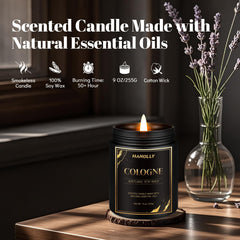 Close-up of the fragrance notes: citrus, spices and musk