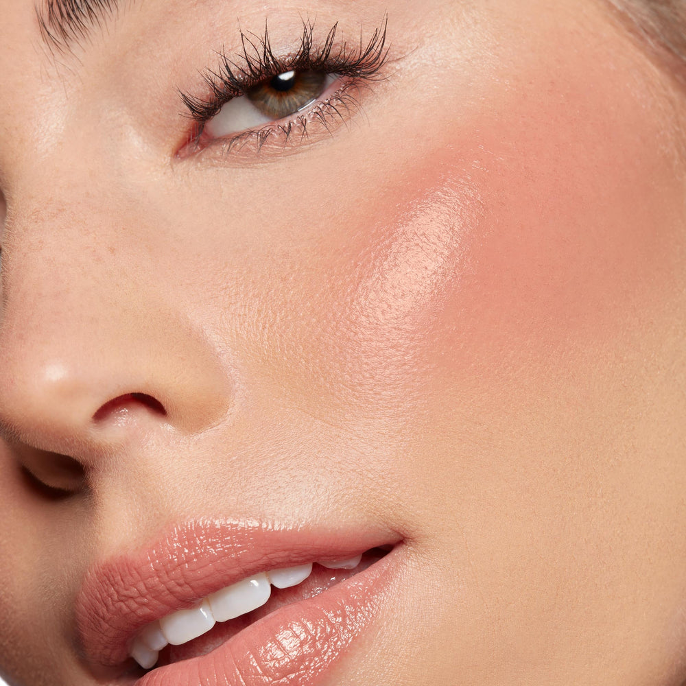 ColourPop Instant Crush travel-case image illustrates on-the-go color boosts.