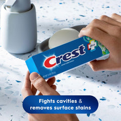 Minty fresh breath graphic for Crest + Scope toothpaste