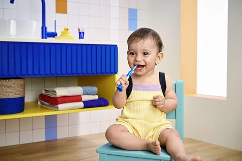 Compact brush head fits small baby mouths