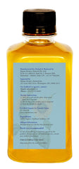 DAANA Sunflower Oil used as lip care for natural moisture