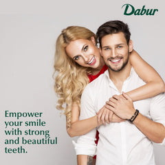 Family-friendly, fluoride-free toothpaste for daily use