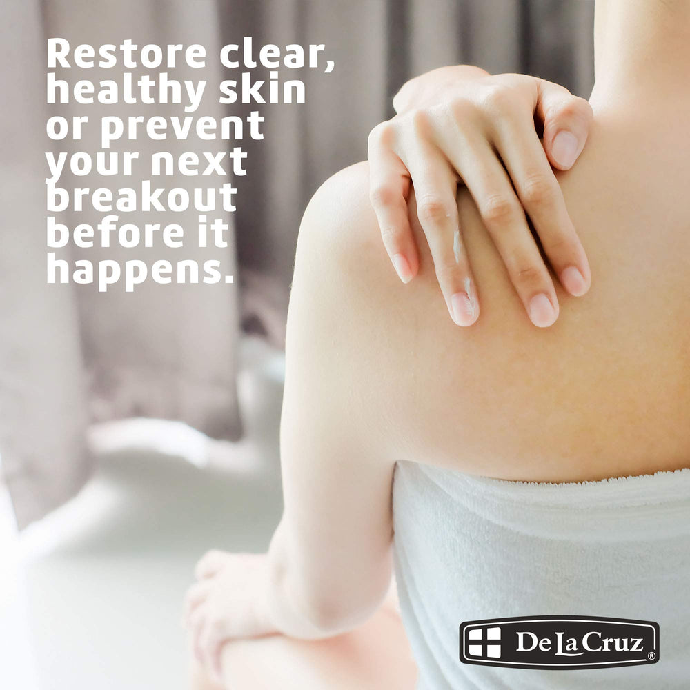 Close view of De La Cruz Sulfur Ointment 10% formula for pore clearing.