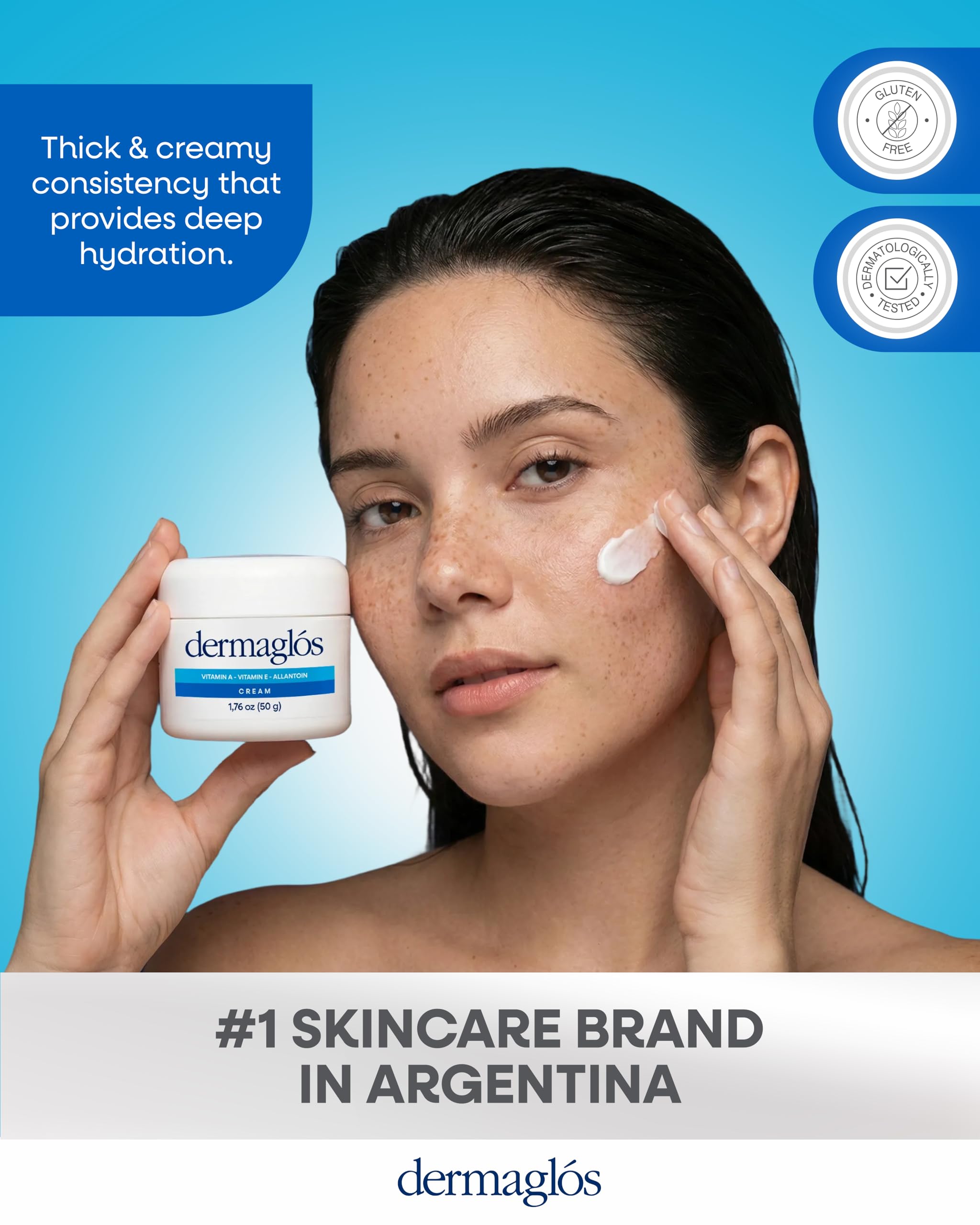 Dermaglós cream being applied to the hand for gentle hydration