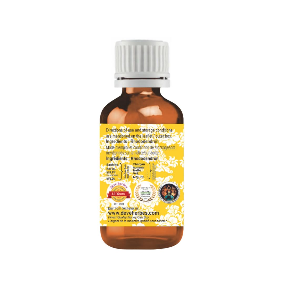 Deve Herbes Rhododendron Oil pour reveals clean, non-sticky carrier oil for hydration
