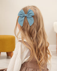 doboi party-ready bows ideal for birthdays and weddings.