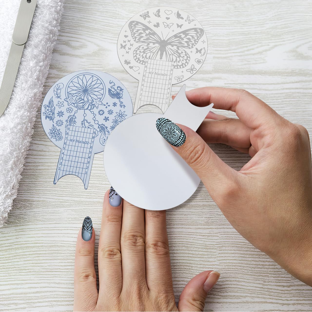DOITOOL ready-to-use plate helps craft intricate patterns quickly