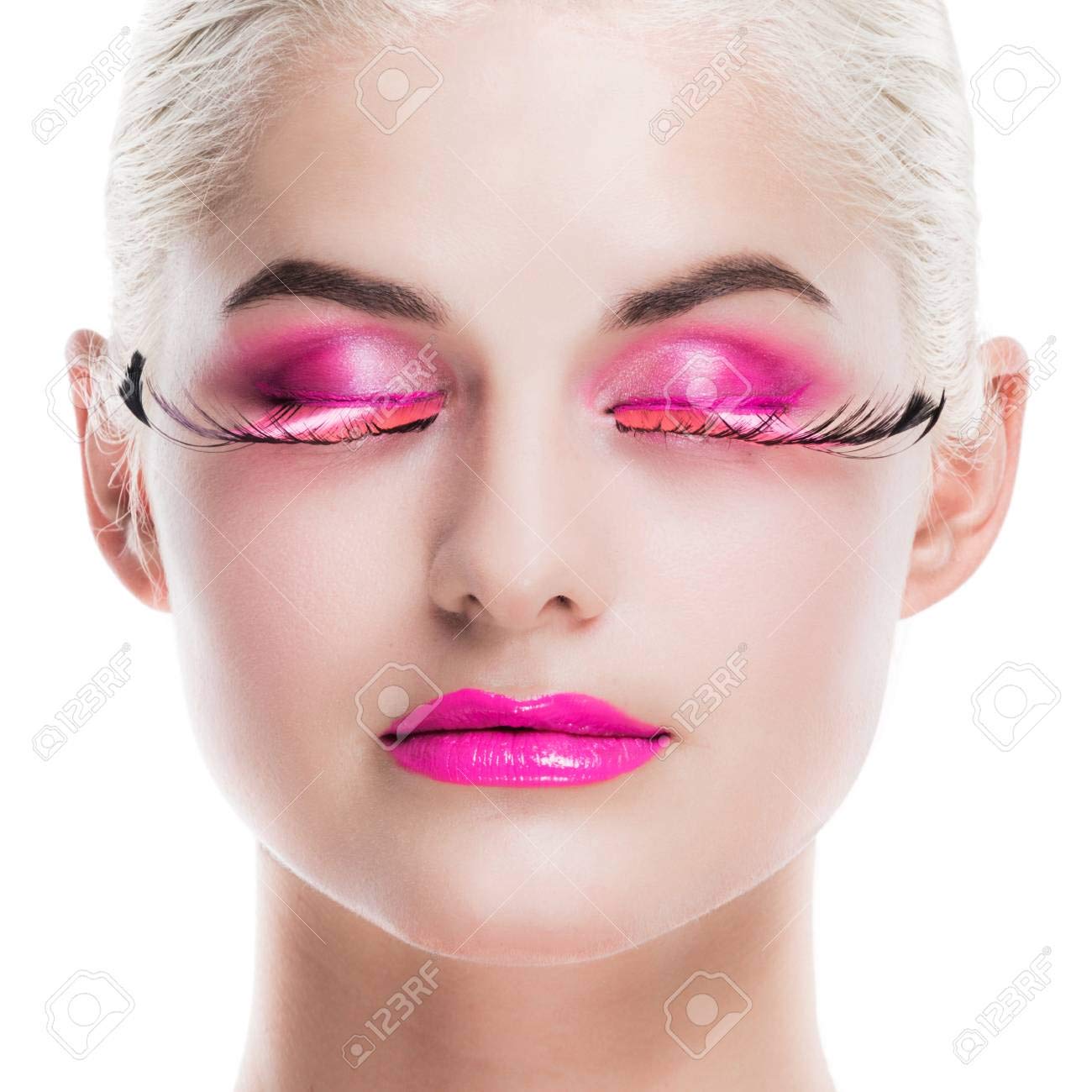 Dorisue Dorise pink lashes for a doll-like look.