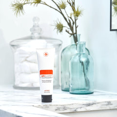 Peppermint flavor and cinnamon-mint breath finish