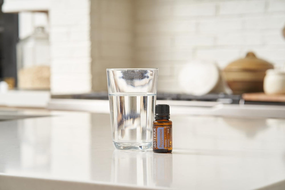 Aromatherapy diffuser with peppermint essential oil