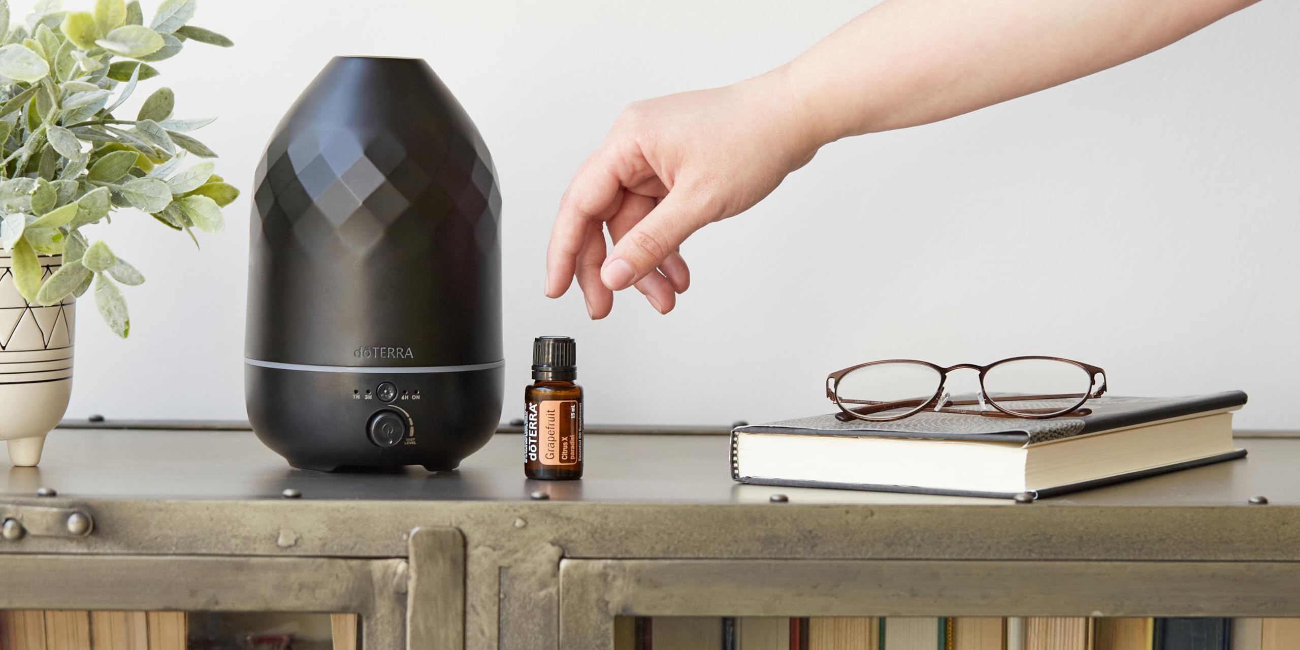 Grapefruit essential oil bottle label close-up