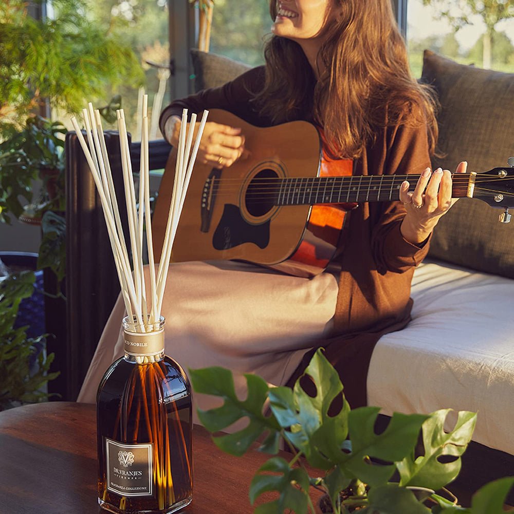 Dr. Vranjes Crystal Room Oud Nobile Anniversario refill Italy-import, elevates home fragrance