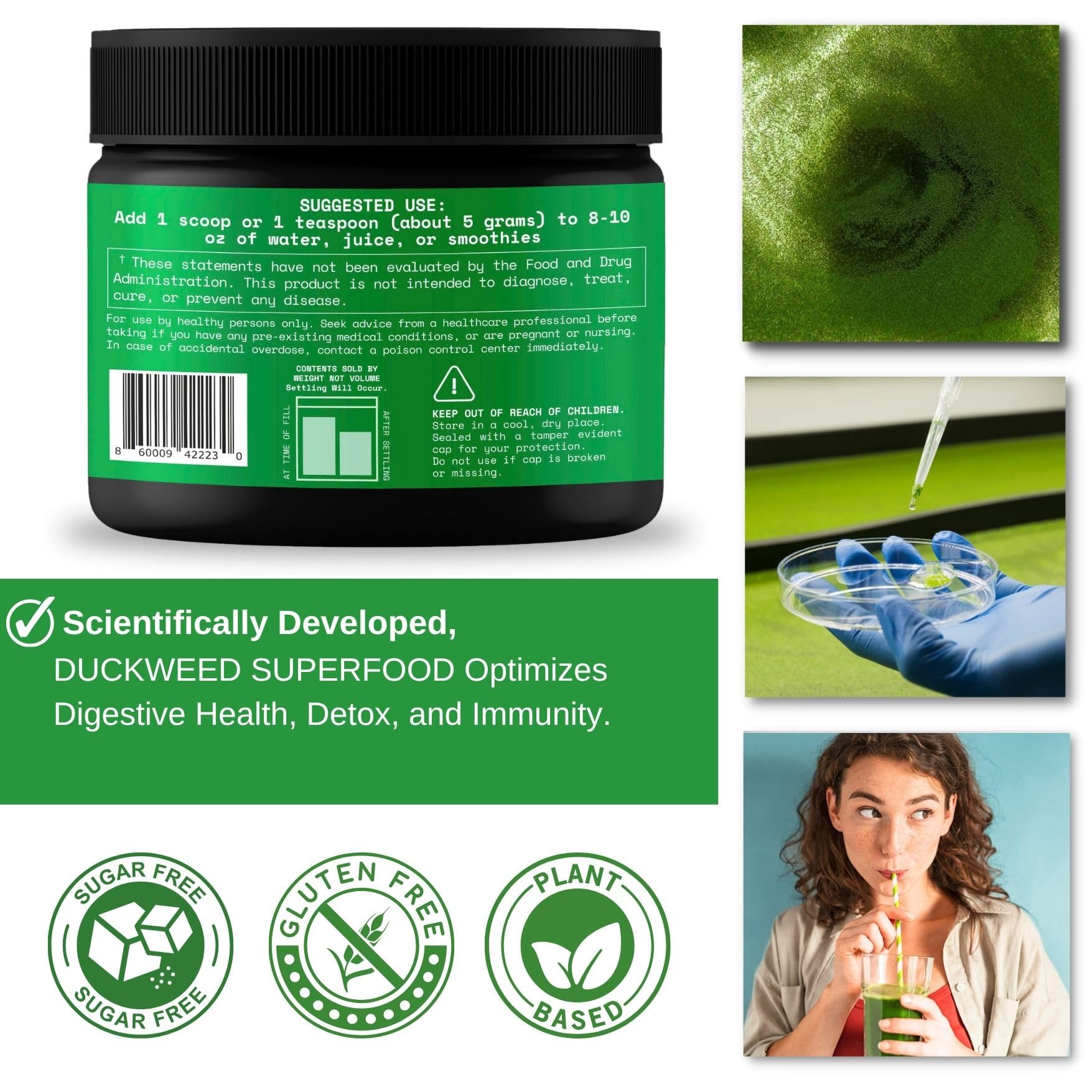 Scooping VINATURA Duckweed Powder