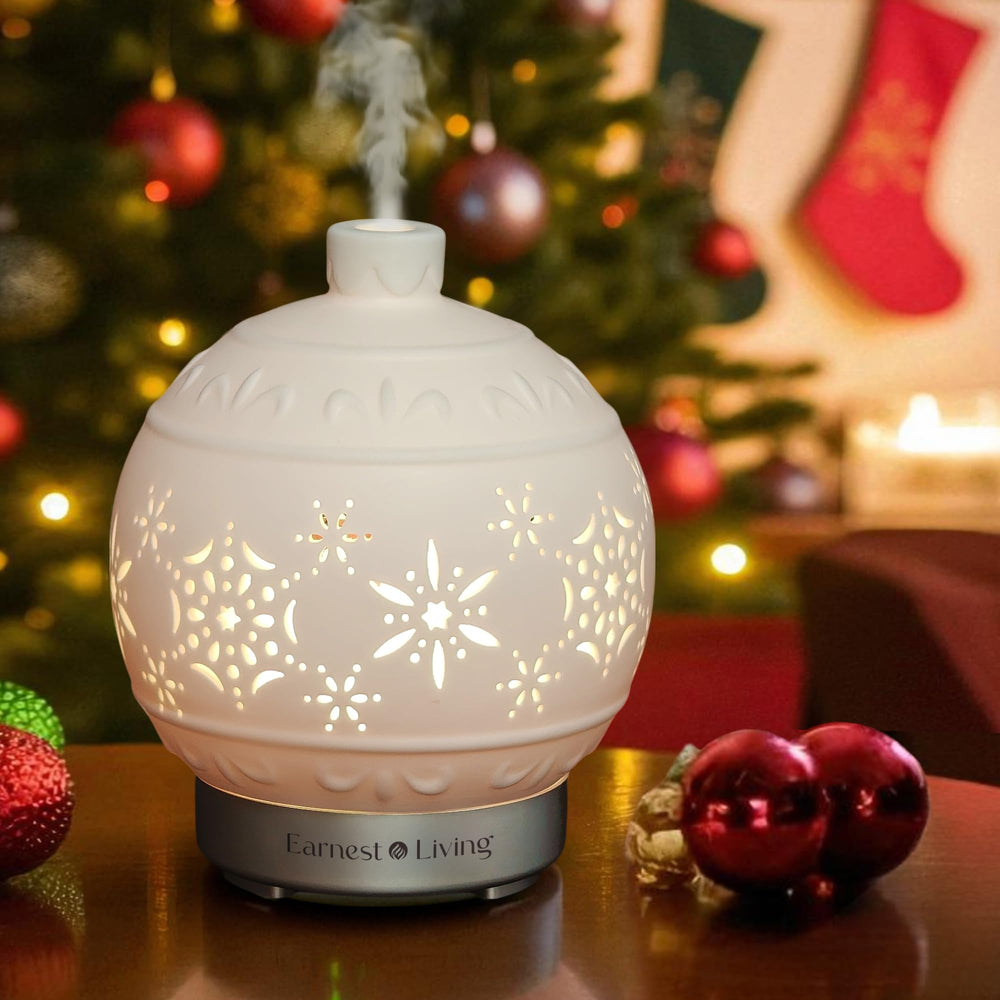 Ceramic Christmas ball essential oil diffuser 100 ml in white
