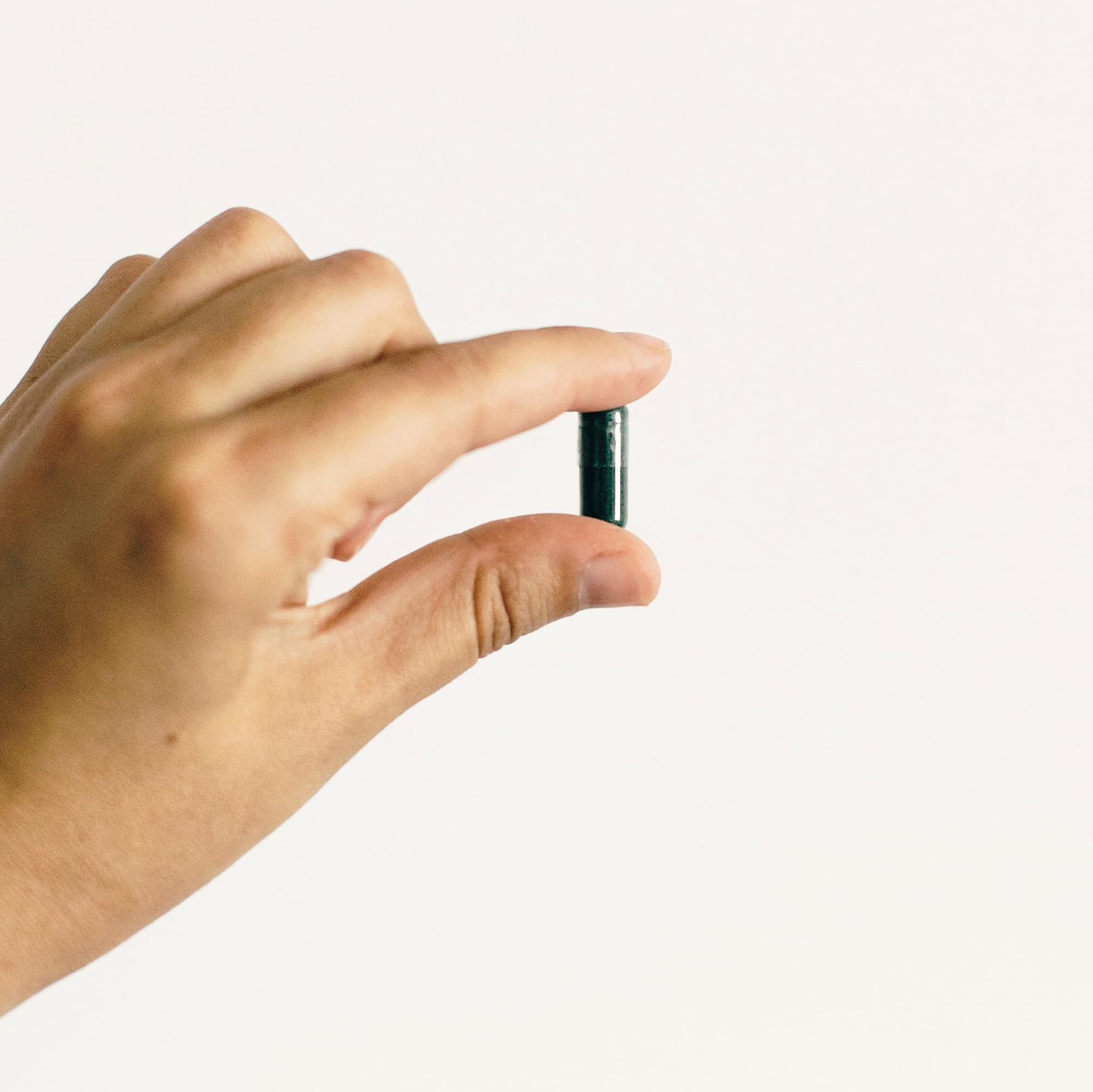 Spirulina 200 Capsules packaging from Earthborn Elements