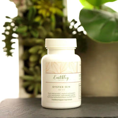 Close-up of Earthley Oyster-Min Capsules bottle