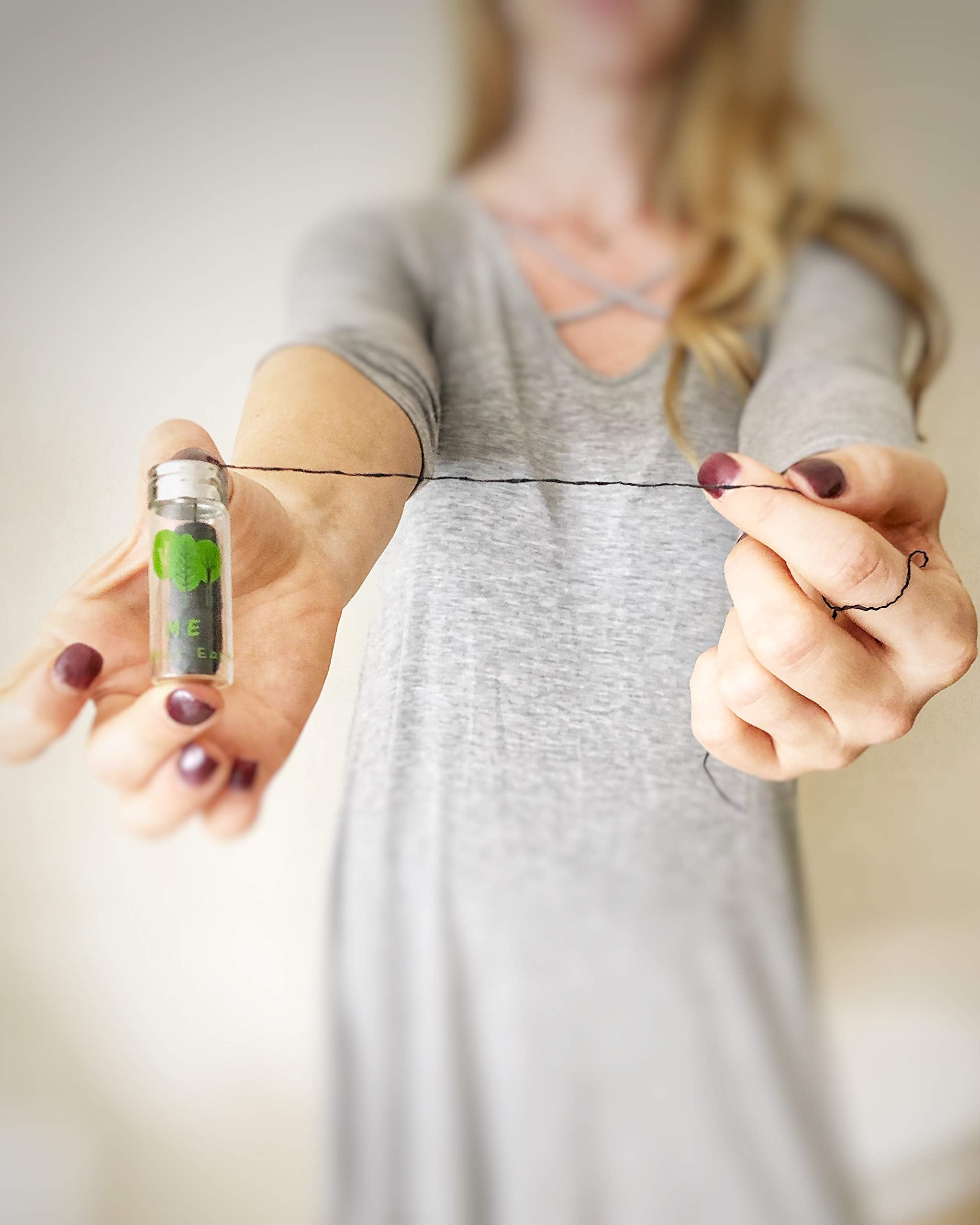 Eco-friendly zero-waste dental floss packaging