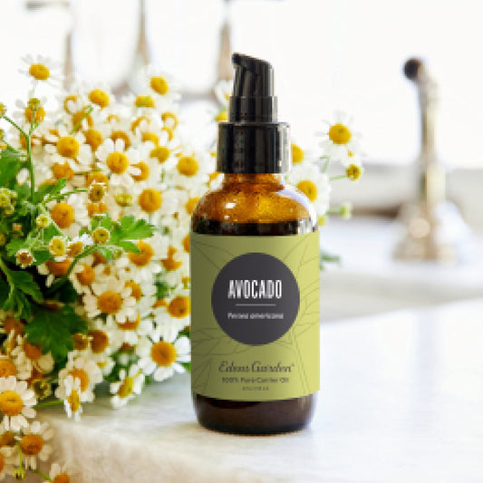 Cold-pressed hexane-free avocado oil close-up
