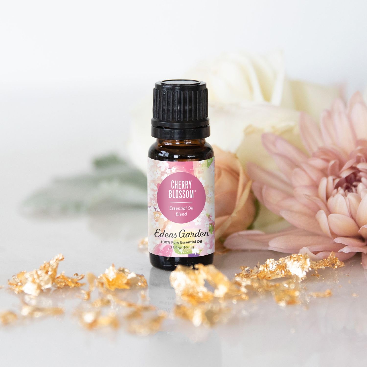 Ingredients panel listing key components like Fragonia and Ylang Ylang