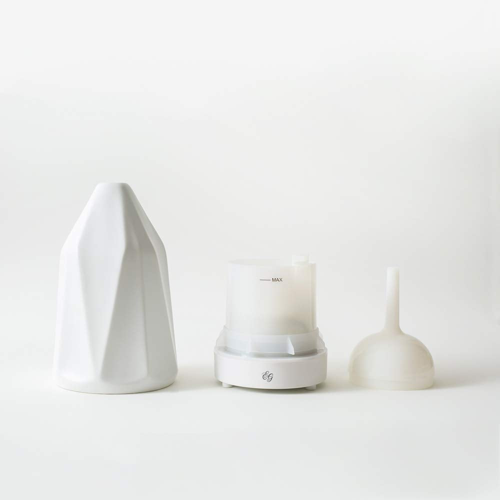 Edens Garden White Diamond Diffuser spa setup for a tranquil retreat.