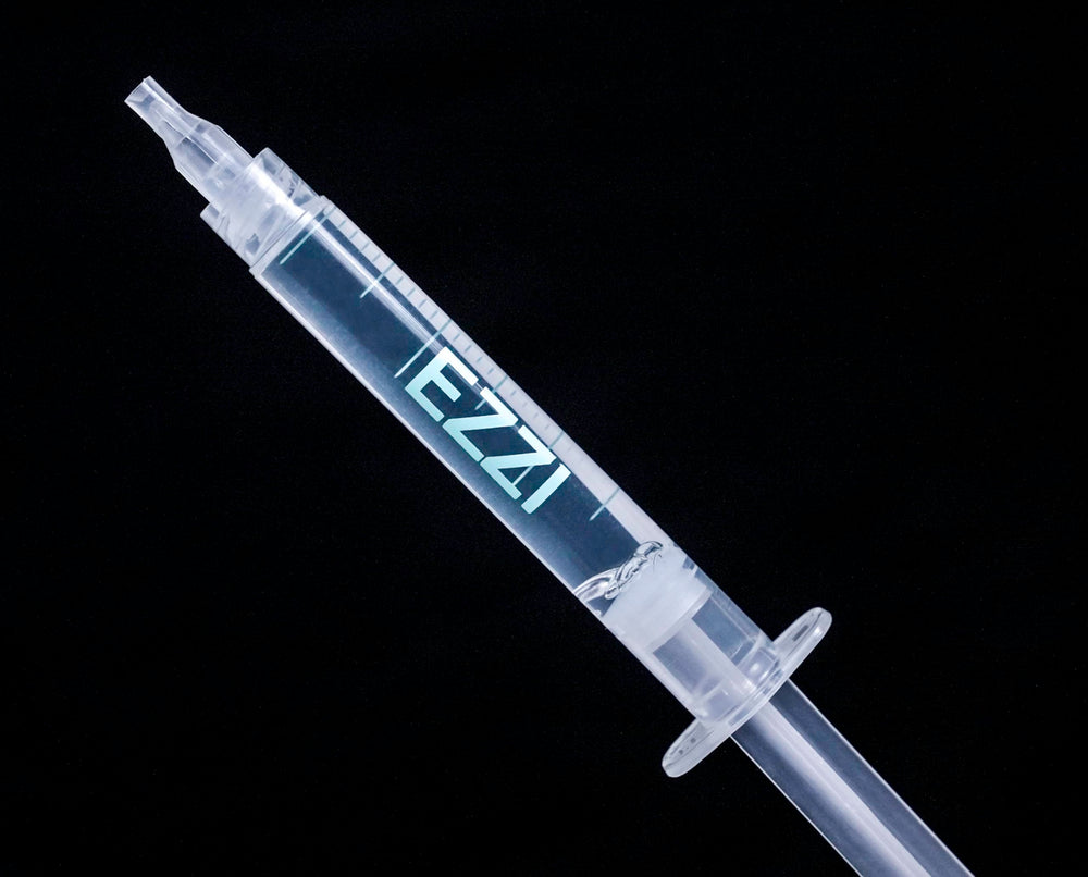 EZZI Teeth Whitening Kit in use