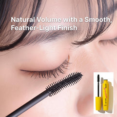 Ekais Cat’s Eye Mascara curled lashes close-up for defined cat-eye definition.