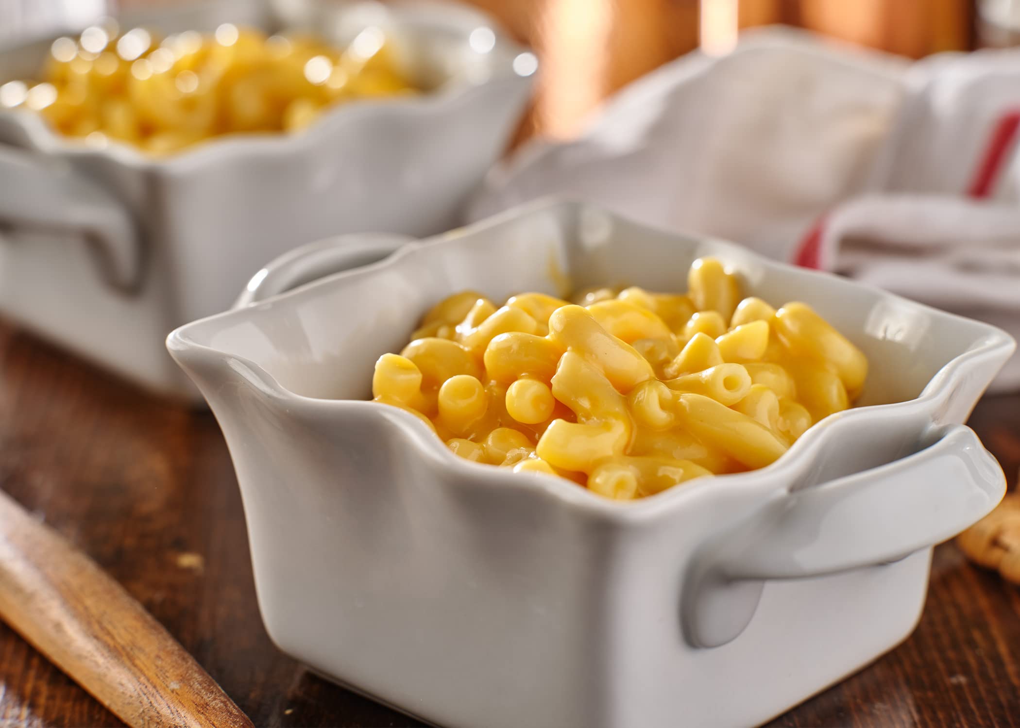 Emulsifier and preservative illustration