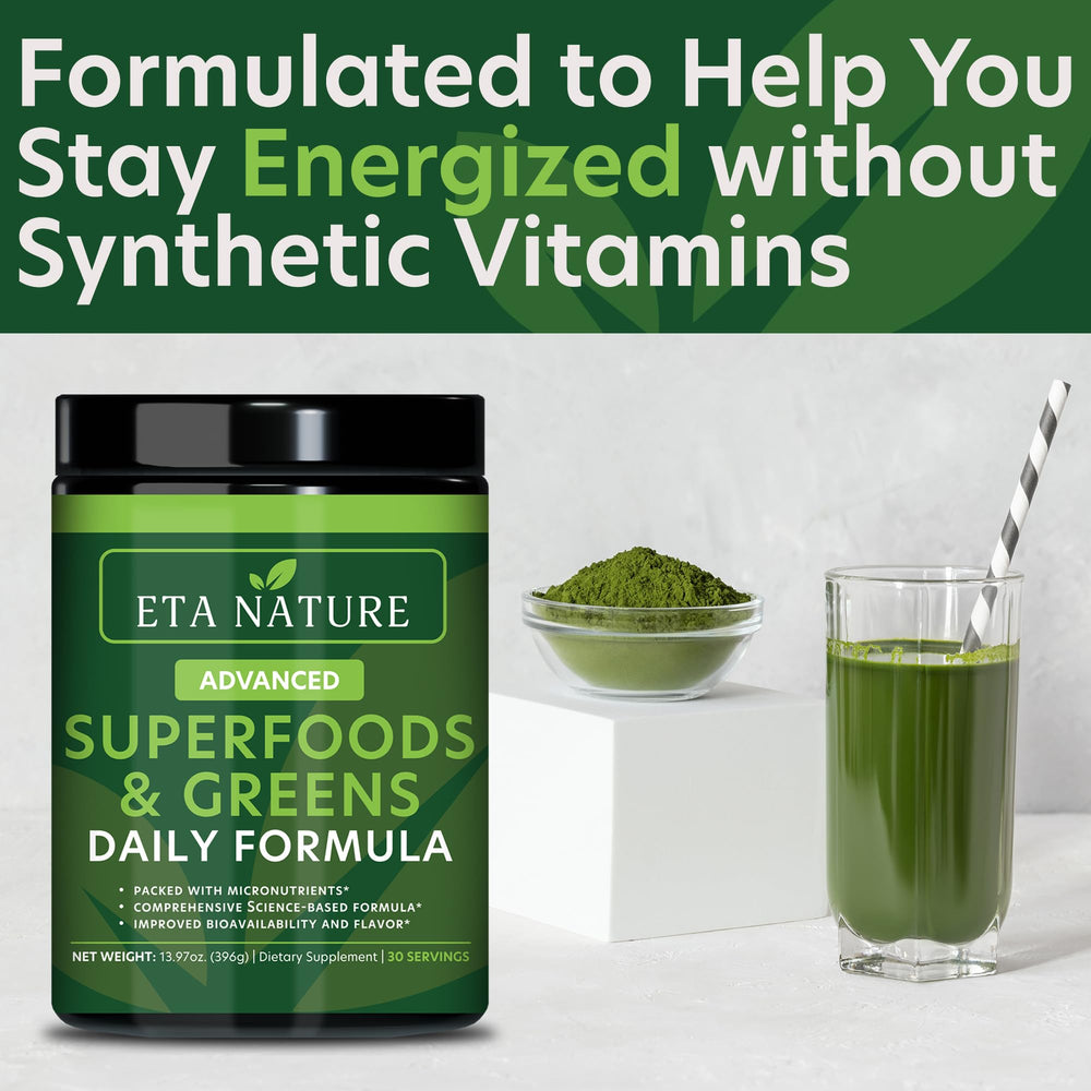 Healthy smoothie prepared with ETANATURE Greens Powder