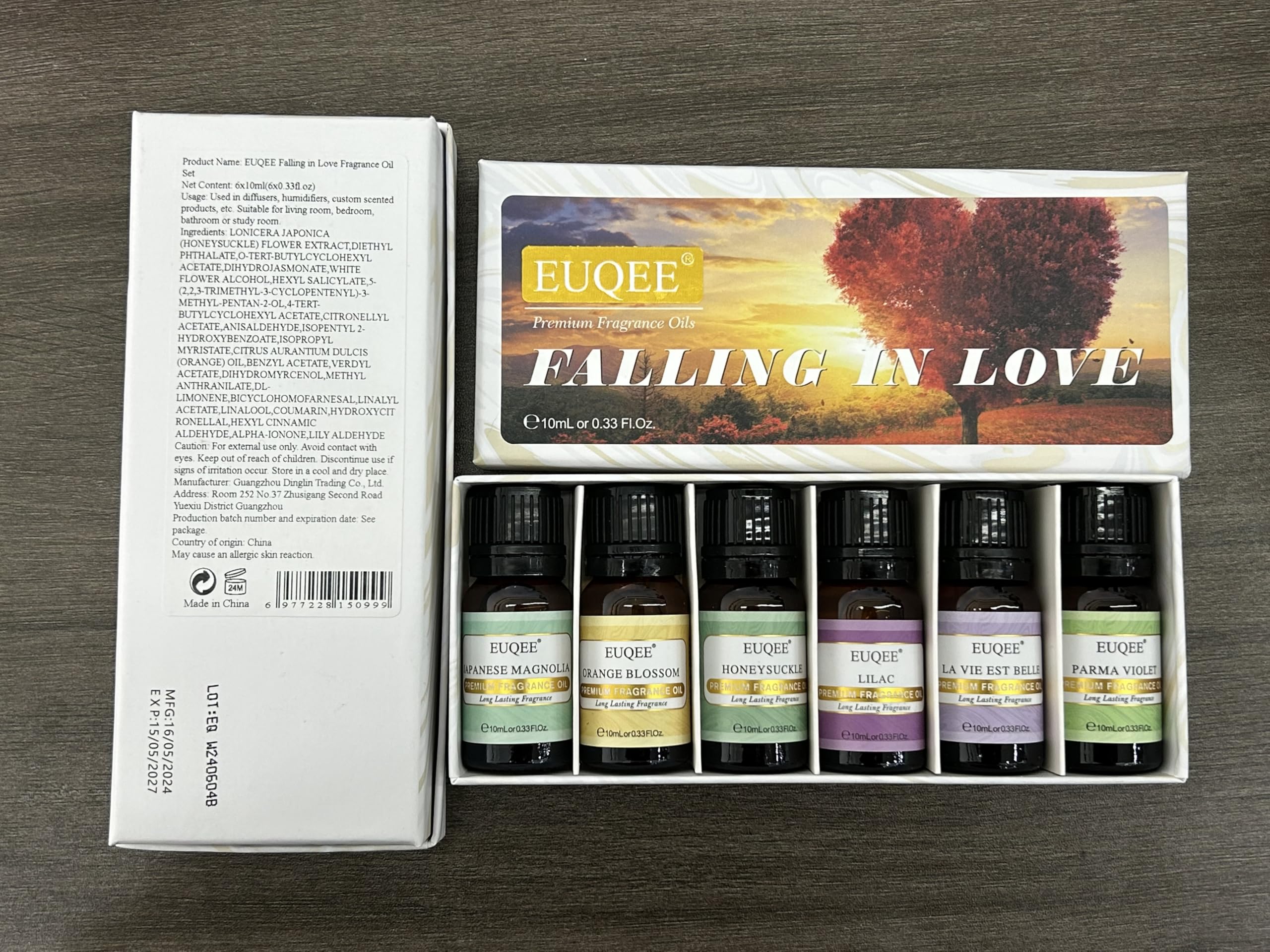 Gift box packaging for EUQEE 6-piece fragrance oil set