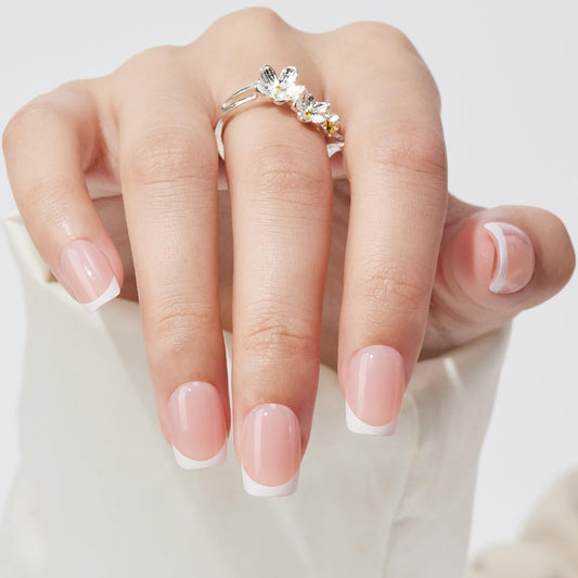 Findigit French tip press-on nails, short square, quick salon-style at-home manicure.