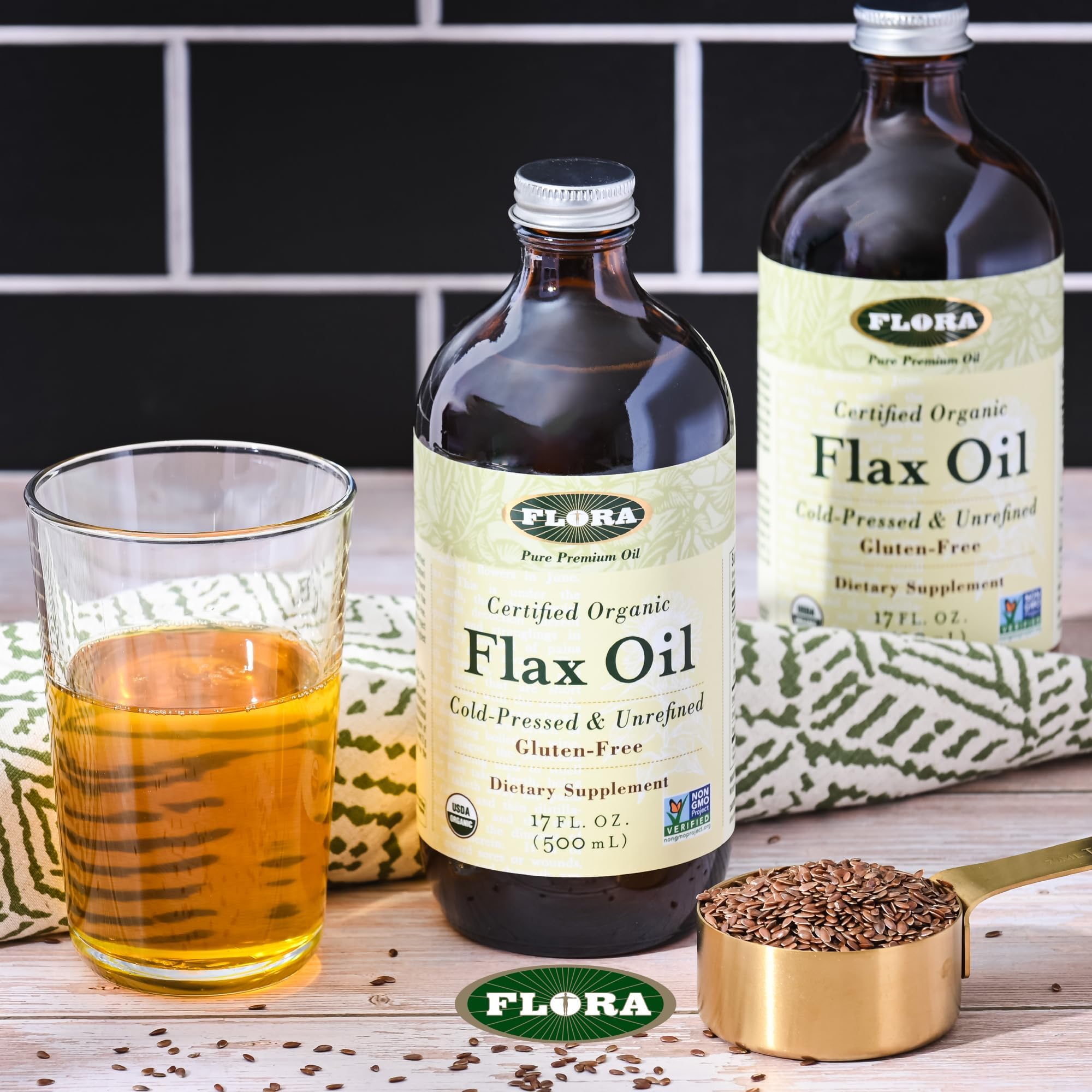 Amber bottle of Flora Flax Oil with focus on packaging