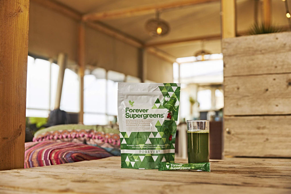 Vegetarian, vegan, and gluten-free Forever Supergreens labeling