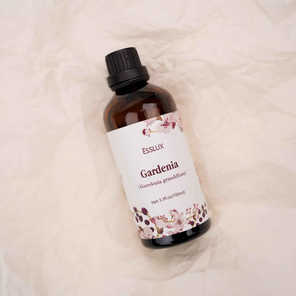 Diffuser and spa setup featuring gardenia oil