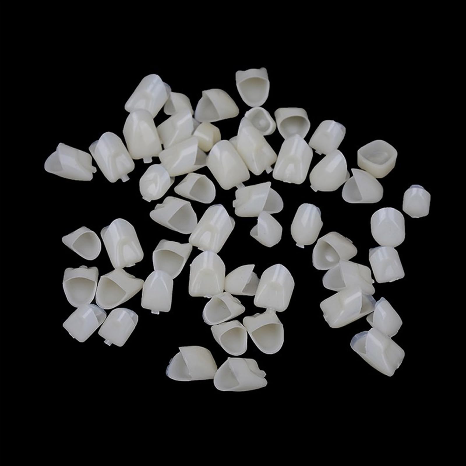 Kit contents: 120 tooth caps and fillers