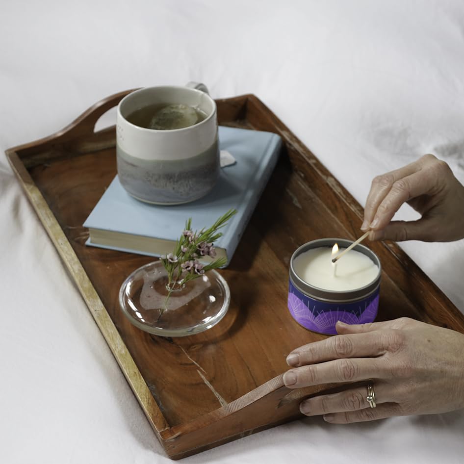 Long-burning lavender travel candle in recyclable tin