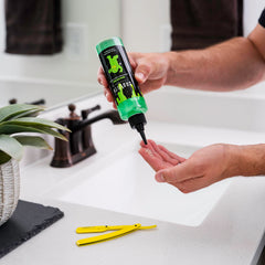 GRAVITY RAZORS sandalwood scent enhances a refined grooming ritual while shaving.