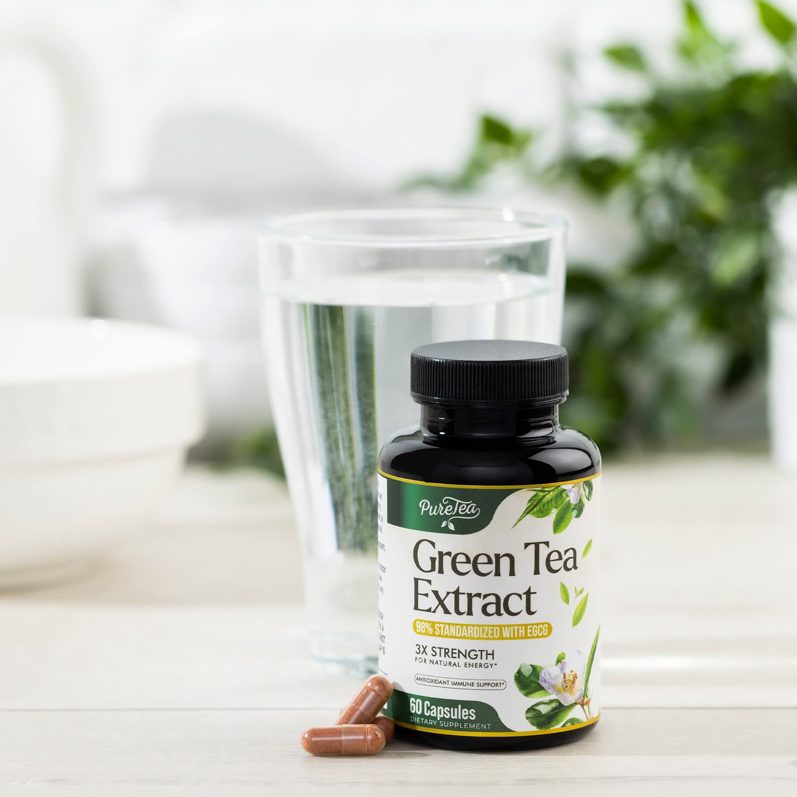 1000mg Green Tea Extract capsule close-up