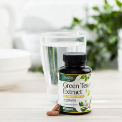 1000mg Green Tea Extract capsule close-up