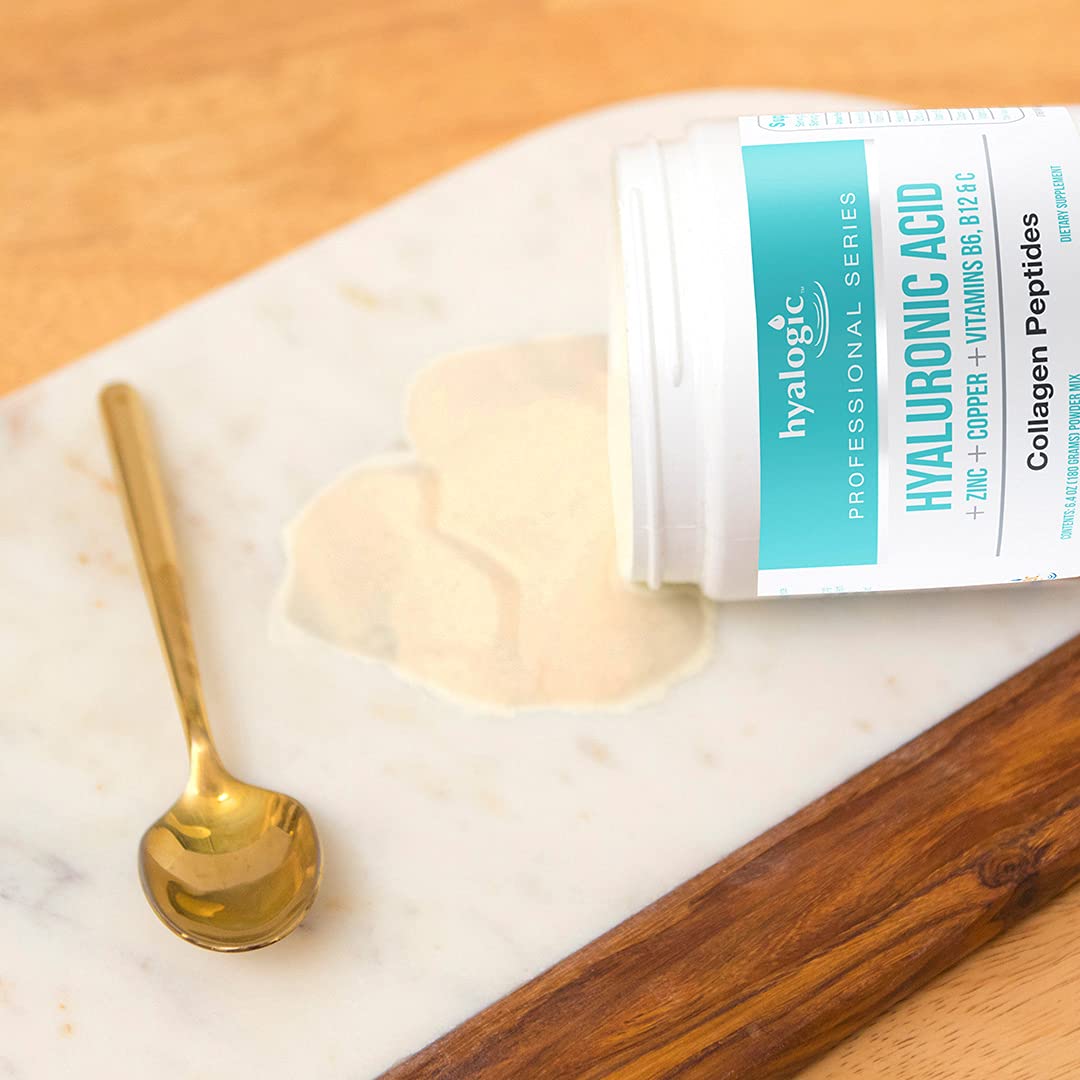 Collagen powder dissolving in water or beverage