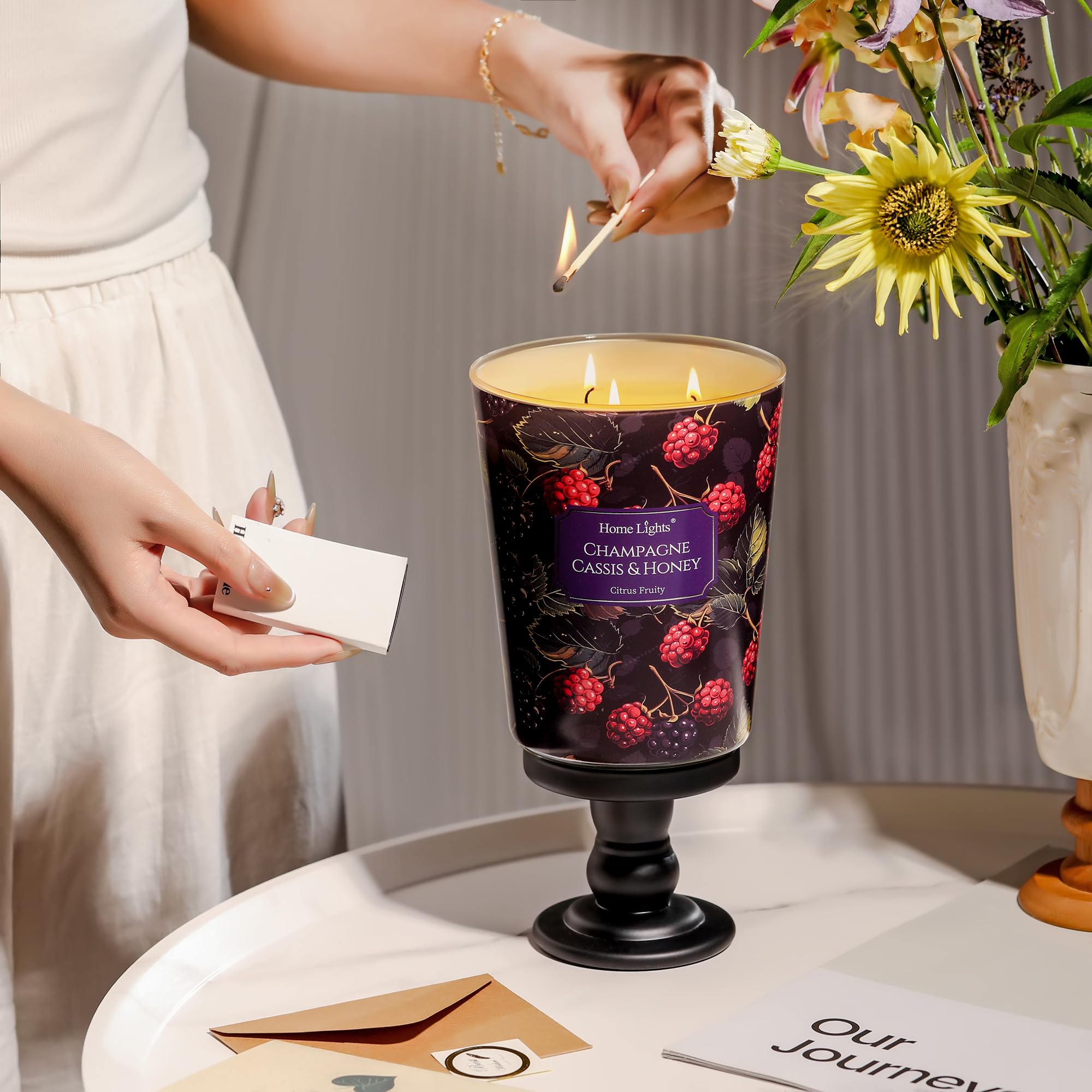 HomeLights 34oz 3-Wick Candle Champagne Cassis & Honey packaging