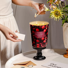 Gift-ready jar candle by HomeLights