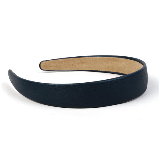 Huachi navy blue headband 1inch worn, secure all-day grip for any hairstyle.