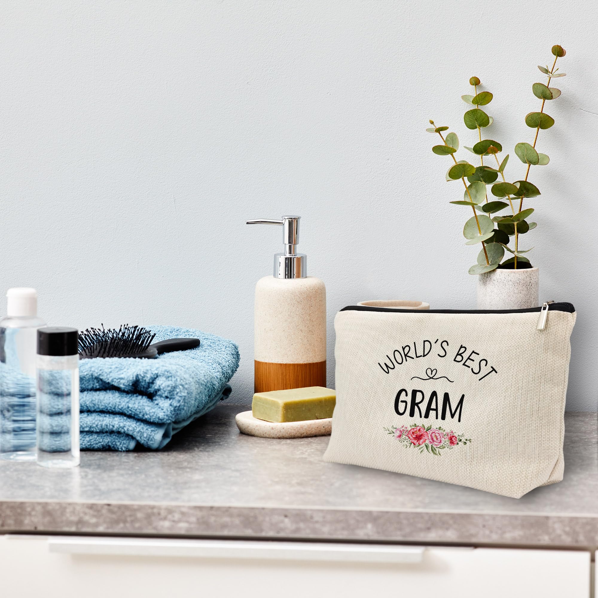 Huester Gram Gifts makeup bag linen material feels soft yet sturdy for trips.