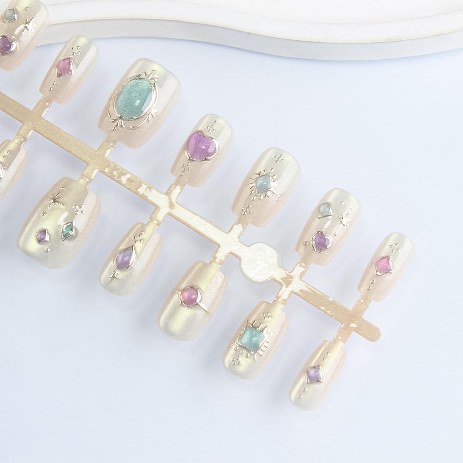 HZJXRT 3D stars on press-on nails for festive sparkle