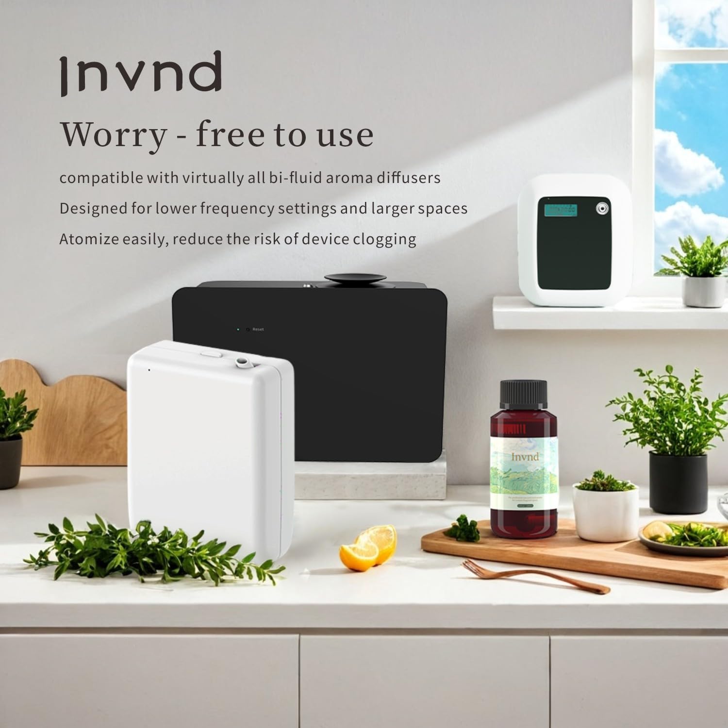 Invnd Ritz-Carlton fragrance oil pour highlights perfume-grade quality.