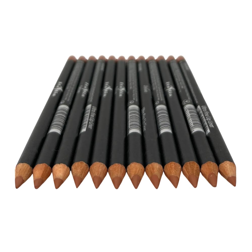 Italia-Deluxe Bare lip liner precision application demonstrates creamy texture.