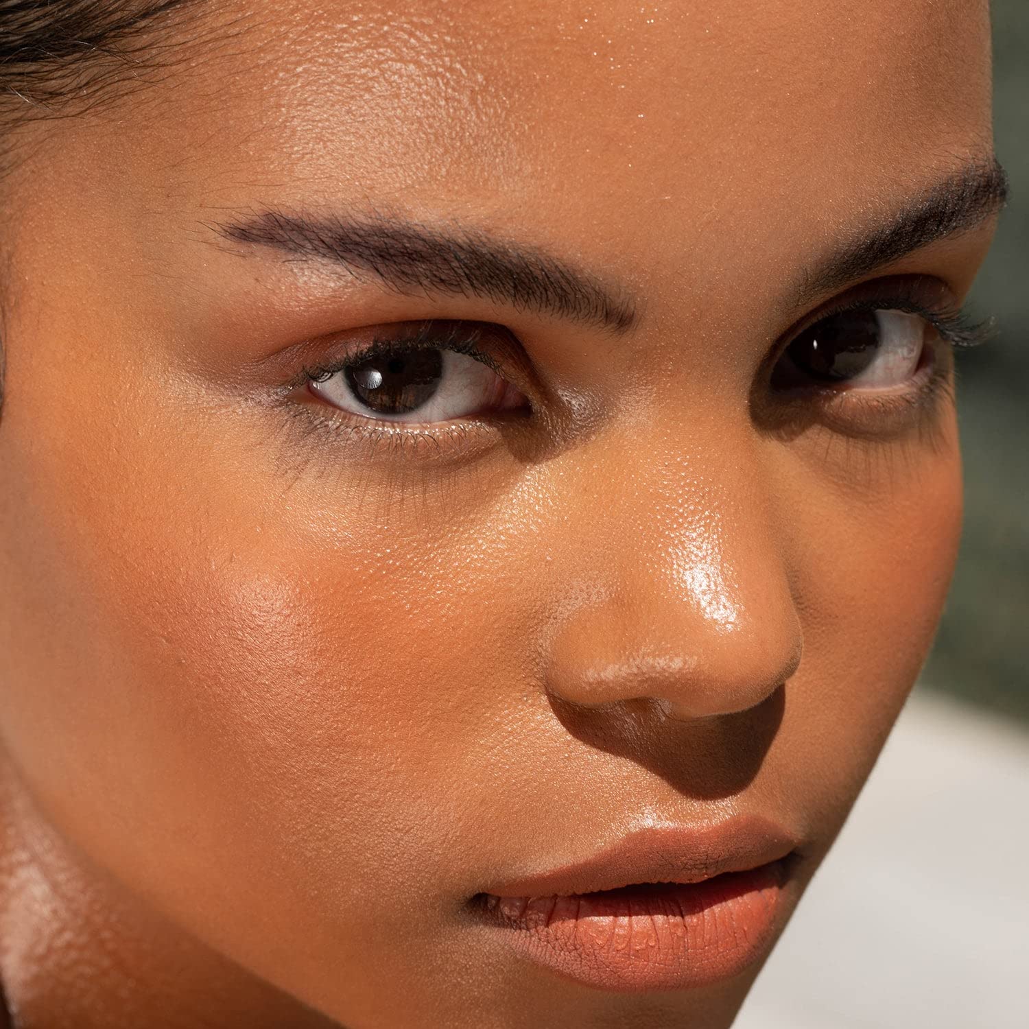 Jason Wu Groomed by Mr. Wu Deep brow swatch shows natural blend.