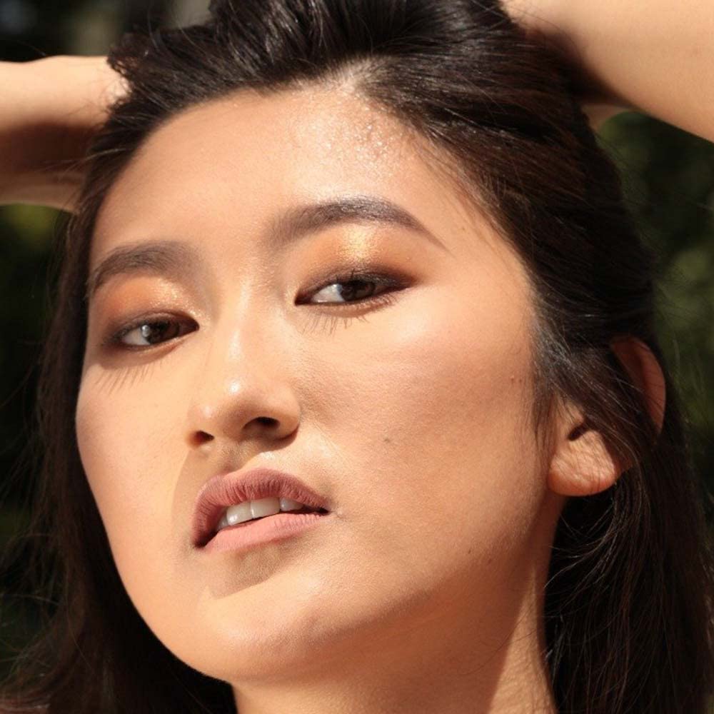 Jason Wu medium shade swatch showing creamy formula with Vitamin B-5 conditioning.