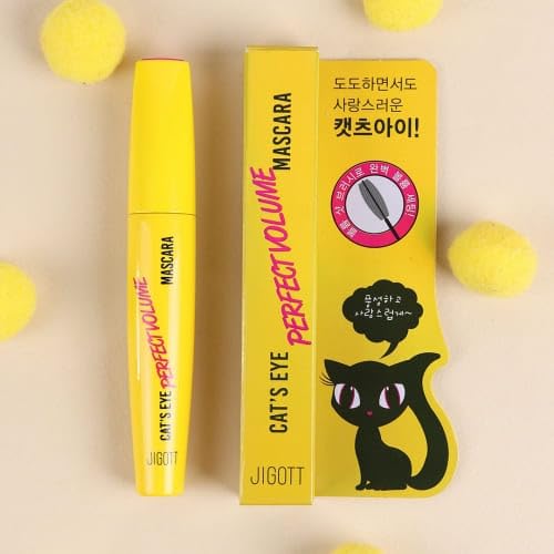 Jigott Cat's Eye Perfect Volume Mascara brush enables root volumizing for bold lashes.