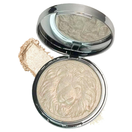 K'APEINE Face Highlighter Palette Pearl Shimmer closeup for radiant glow